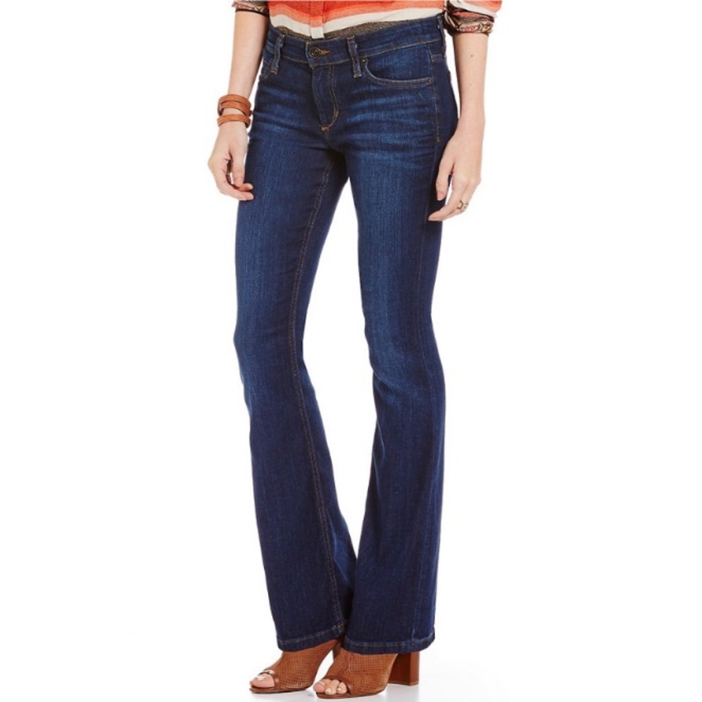 Joe’s Jeans Provacateur fit blue jeans sz 25